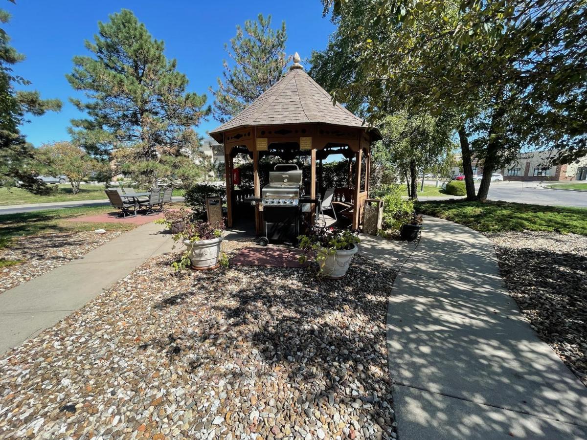Mainstay Suites - Wichita Ne Luaran gambar