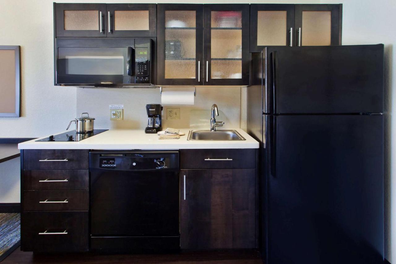 Mainstay Suites - Wichita Ne Luaran gambar