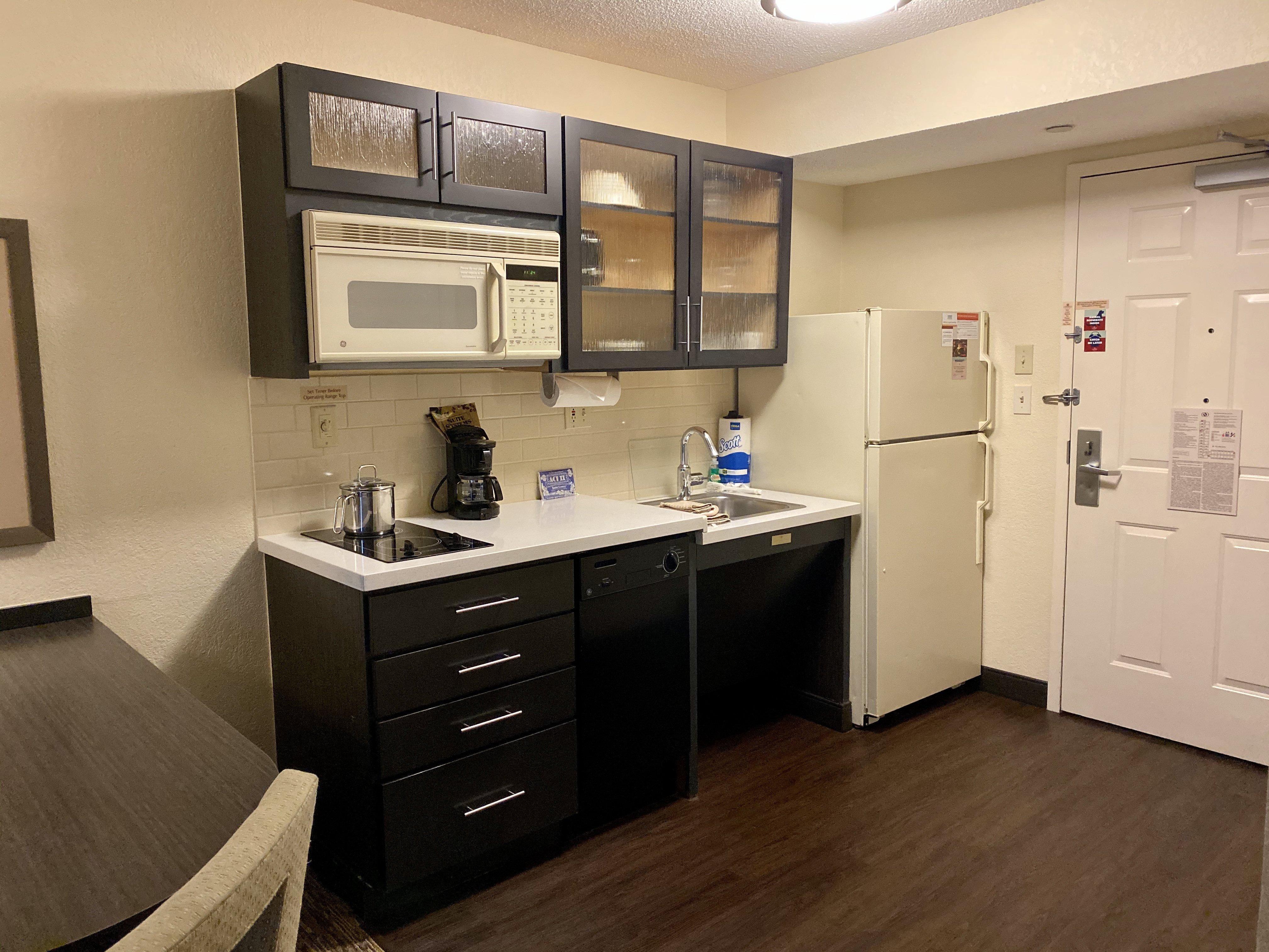 Mainstay Suites - Wichita Ne Luaran gambar