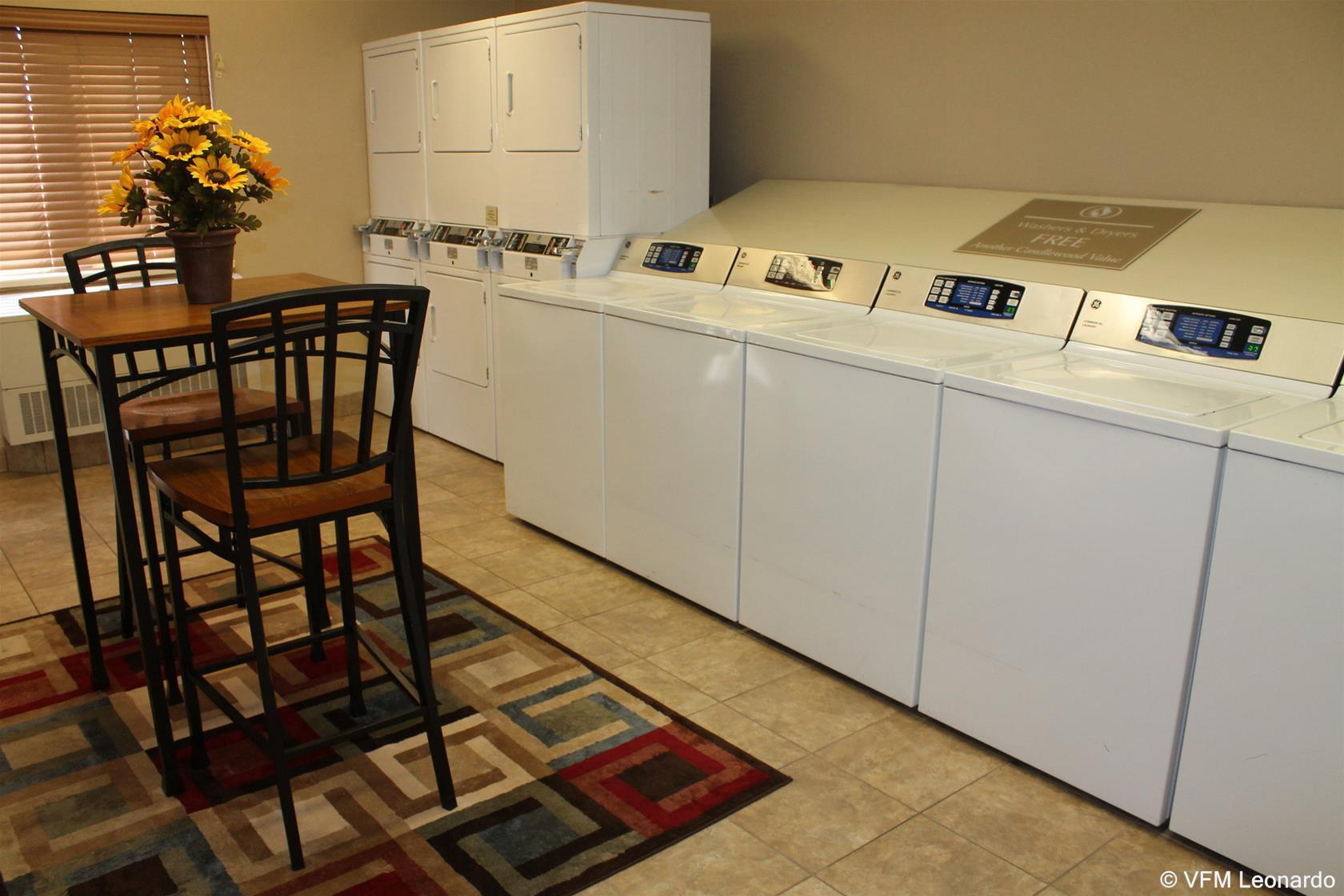 Mainstay Suites - Wichita Ne Luaran gambar